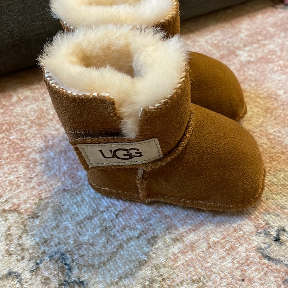 UGG Baby boots size x small, NWOT